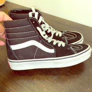 Van Sk8 Hi black and white